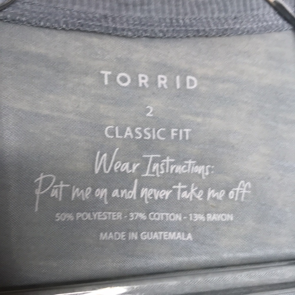 C
Torrid size 2 classic fit cotton blend burnout T-shirt blue gray 2x - Picture 5 of 7